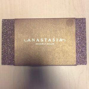 Anastasia Beverly Hills LimitedEditionPaletteVault